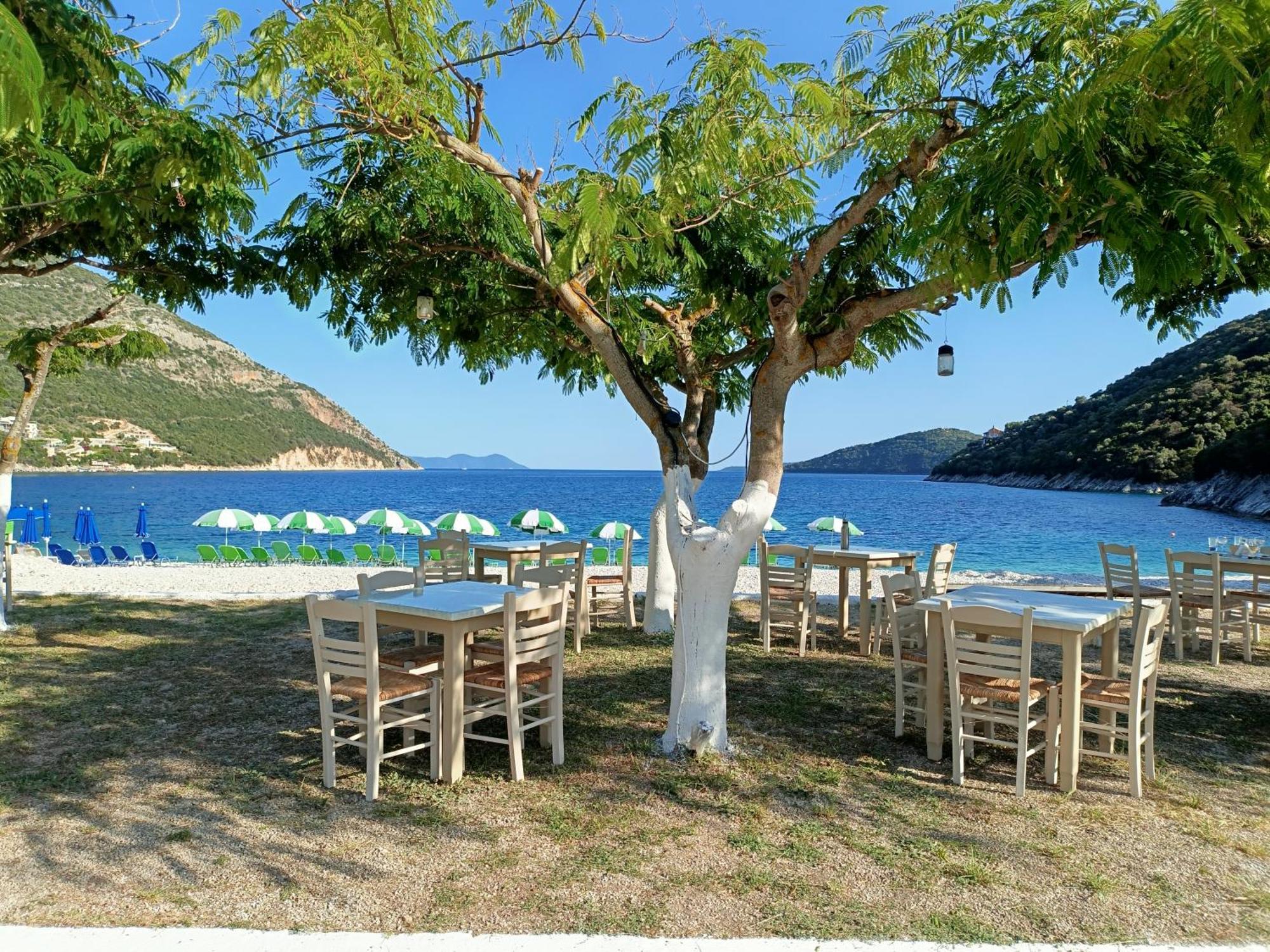 Helios Beach House Mikros Gialos Exteriér fotografie